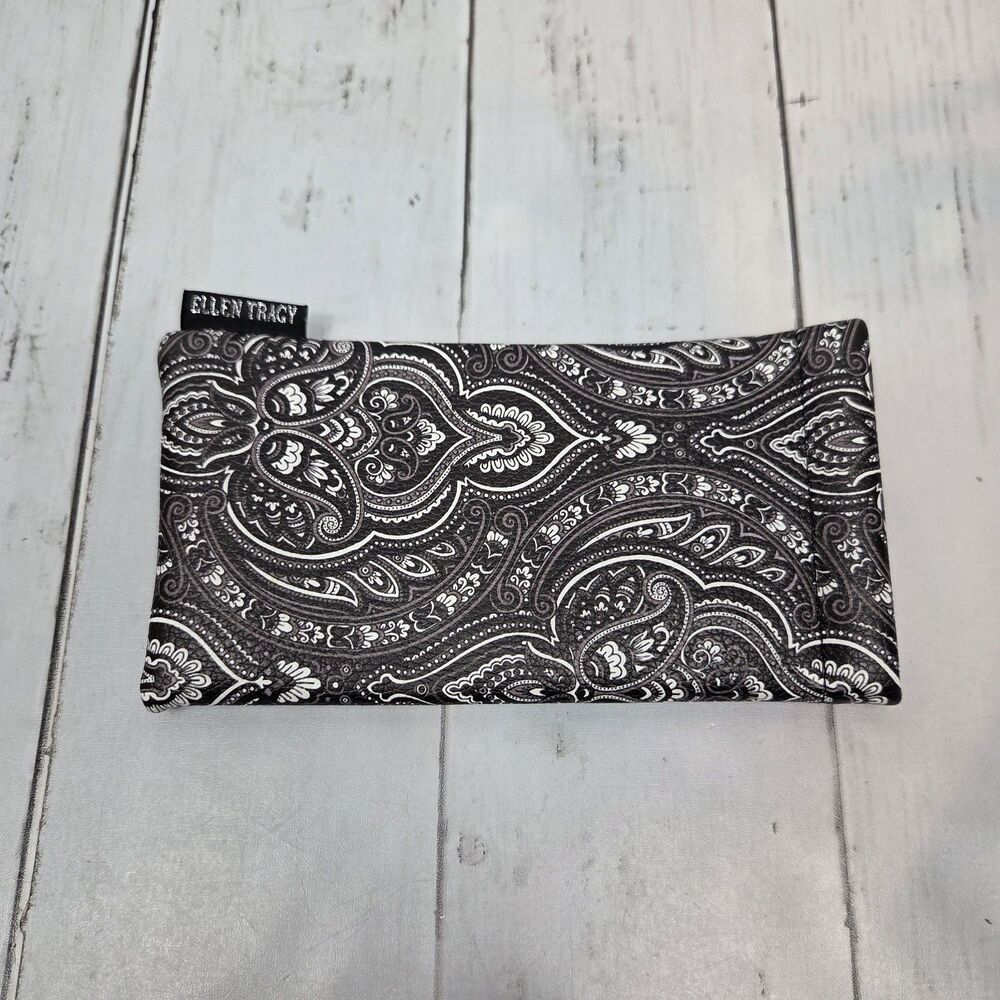 Ellen Tracy Paisley Glasses Case Soft Padded Sleeve Black White Snap Close